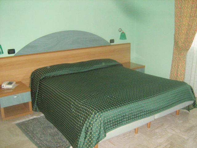 Forum 4*